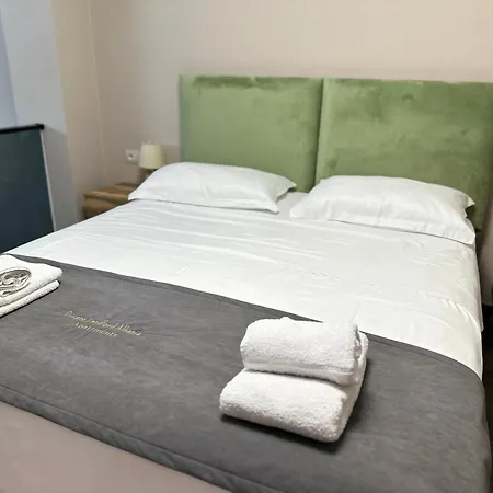 Duplex 201 Apartment